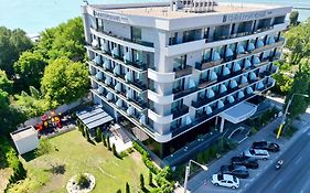 Panoramic Mamaia Hotel